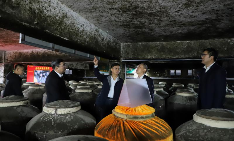 深燃集團廖海生考察明光酒業(yè)