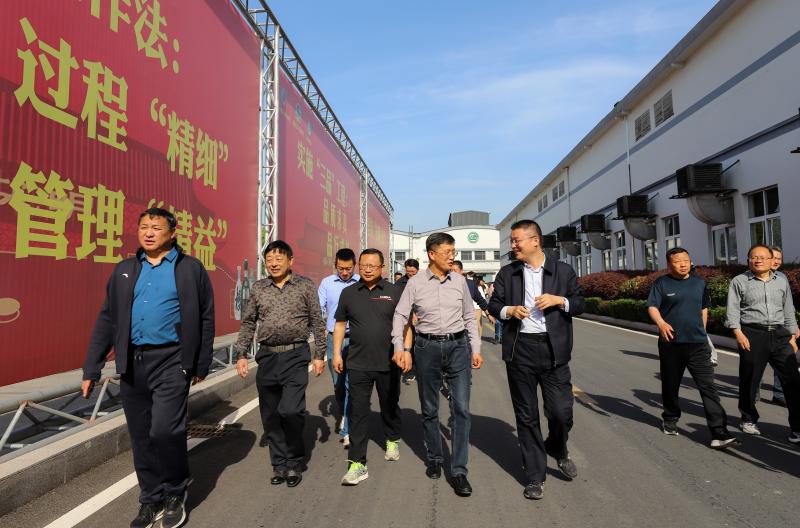 滁州市委黨校第52期縣處級干部進修班走進明光酒業